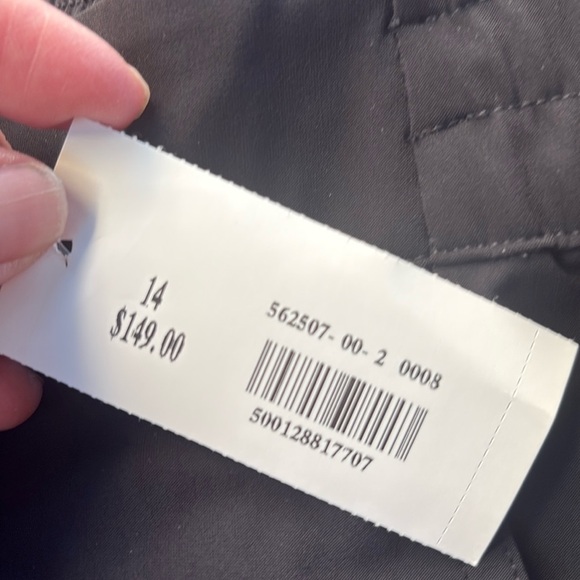 NWT Athleta Pinnacle Black Cargo Trouser Size 14. - Picture 6 of 7